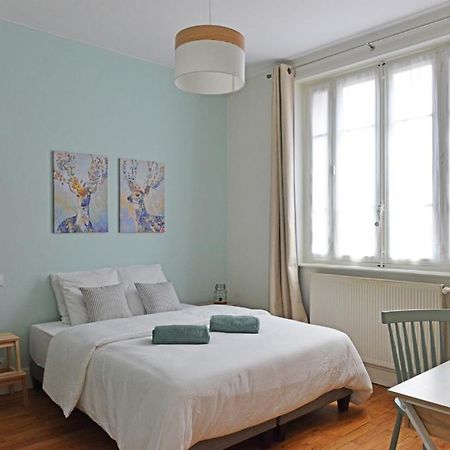 Ferienwohnung Le Charial Lyon Exterior foto